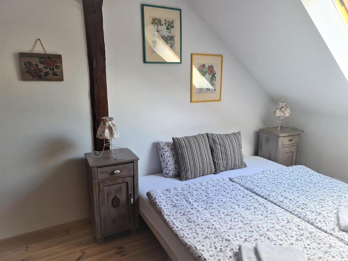 Bed & Breakfast Swojski Gosciniec *