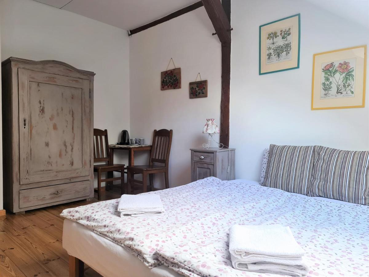 Swojski Gosciniec Bed & Breakfast *